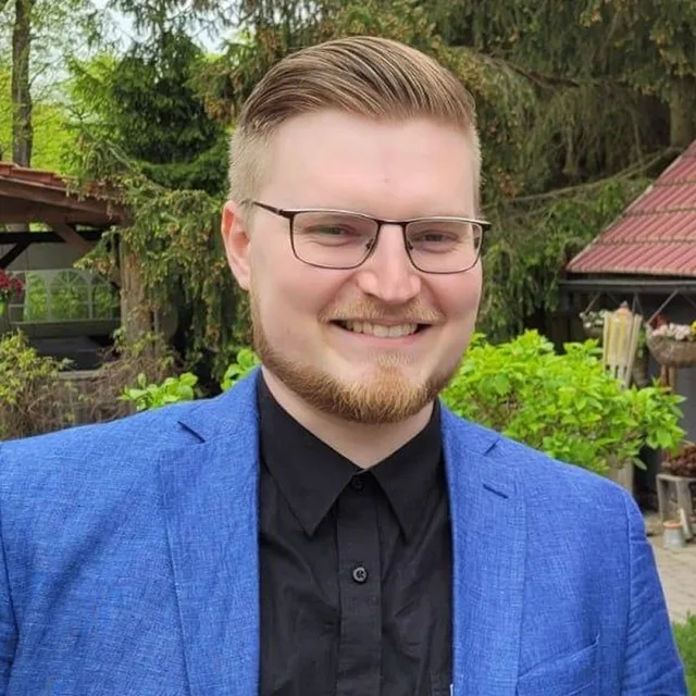Porträtfoto von Tim Schuchert